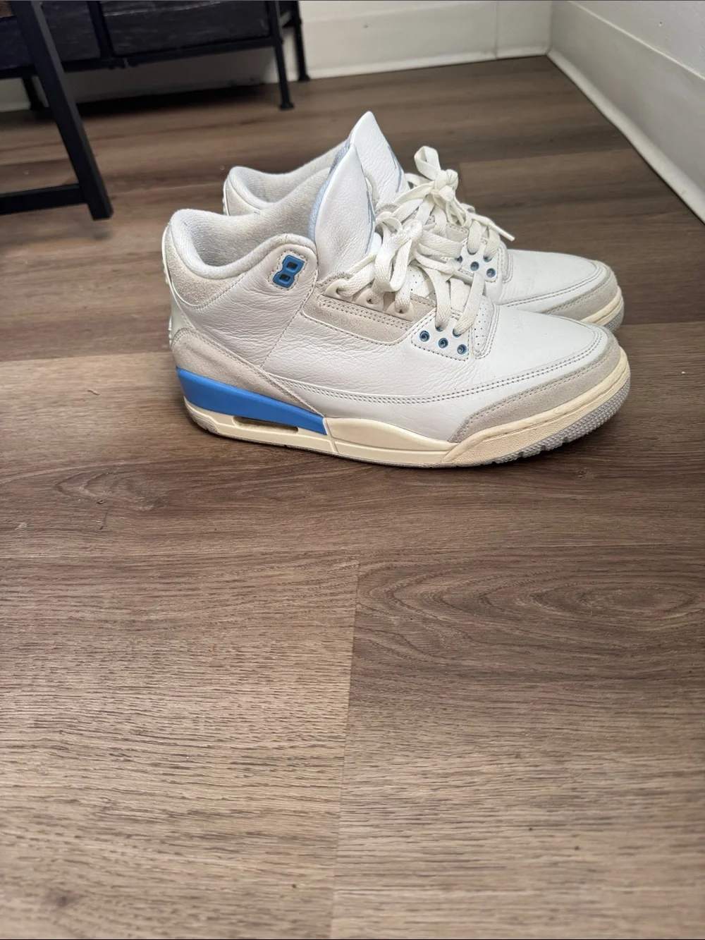 Jordan 3s lucky shorts, Men's White and Light Blue Retro Sneakers
